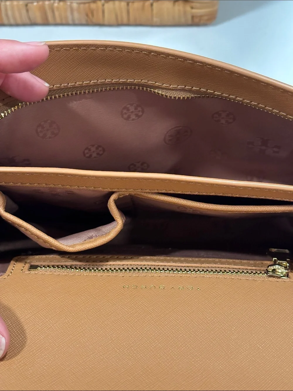 Tory Burch Emerson Convertible Crossbody Bag in Cardamom
